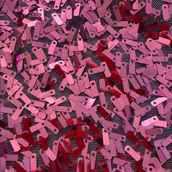 Medium Roseville Sequined Heart Women’s Tank - Picture 7 of 7